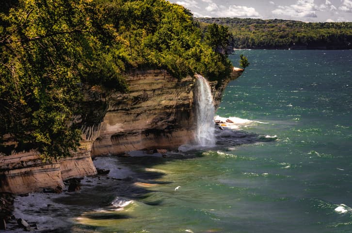 waterfalls in michigan 